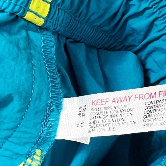 NWT Urban Outfitters Naomi Dolphin Hem Shorts in Blue - Picture 8 of 8